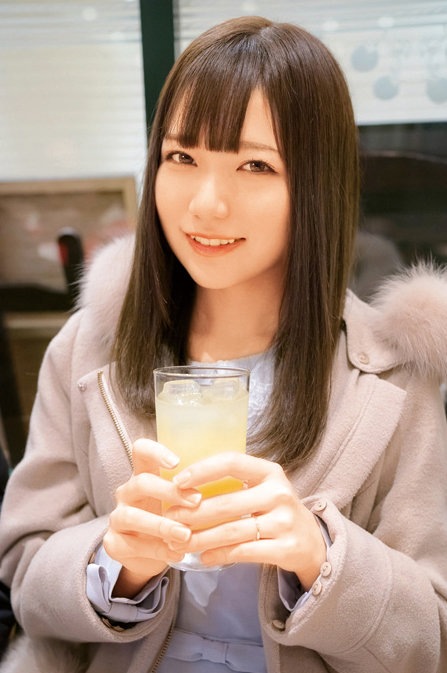 酒×ナンパ×SEX! 12人4時間 奥さん一緒に飲みませんか?BEST @新宿 地方の人妻限定 巨大バスターミナル前で訳アリ人妻をナンパしてみた