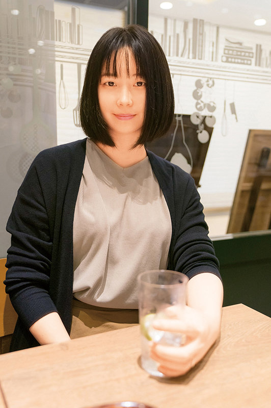 酒×ナンパ×SEX! 12人4時間 奥さん一緒に飲みませんか?BEST @新宿 地方の人妻限定 巨大バスターミナル前で訳アリ人妻をナンパしてみた