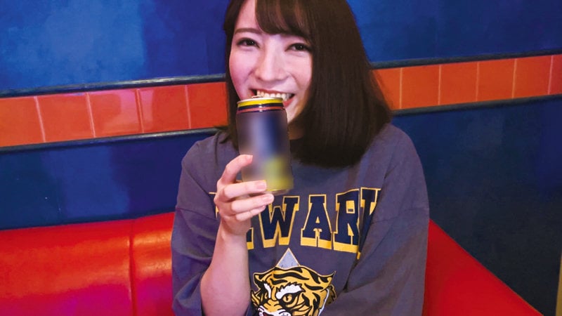 【悲報】トロトロ神乳オッパイ女さん 変態彼氏の要望で見知らぬ男にマ○コプレゼント