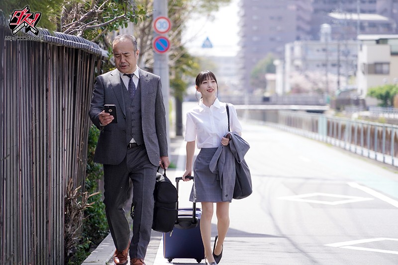 出張先の温泉宿で相部屋になった女子社員から小悪魔逆NTR 最愛の妻がいるのに女子社員から誘惑され続け、年齢不相応に腰を振り続けてしまった私 冬愛ことね