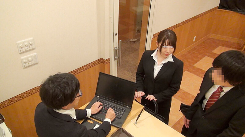 一般男女モニタリングAV 職場の同僚ドッキリ企画 5時間ベスト 出張先のビジネスホテルで憧れの女先輩と後輩男子が2人っきりで相部屋宿泊!エッチなハプニングで急接近した男女が会社に内緒で生ハメ中出しセックス!女先輩24人の没頭のけぞりイキを収録!