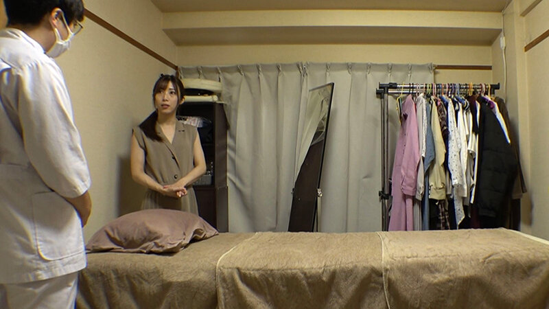 媚薬オイルマッサージ 痴●盗撮&中出し素人娘VOL.49 超強力媚薬を配合したマッサージオイルを施術中に知らずに塗りこまれたオンナは、身体の火照りに驚き、チ○ポを欲しがる自分に戸惑い、垂れ出したマン汁に恥ずかしがりながらも生ハメ中出しまで欲してしまう!