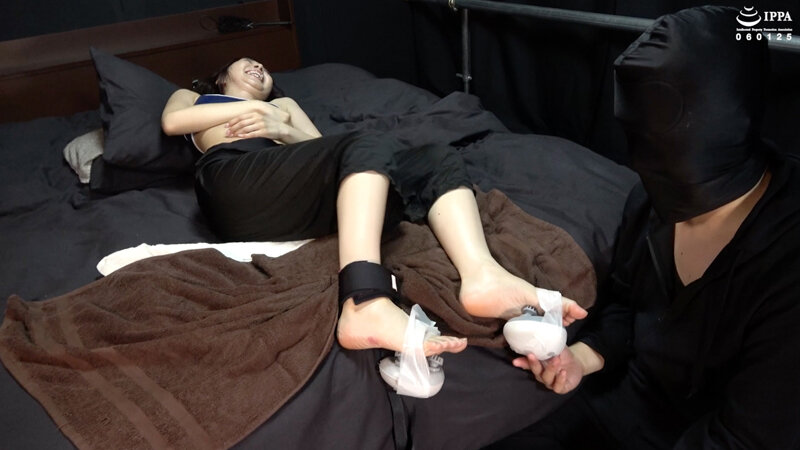 「足裏感度上げマッサージ! 暗示を込めて足裏をくすぐったがりにしてしまおう!」 わかしラボVol.027-3 堂本未來