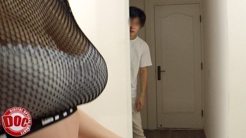 ブラコンが過ぎる巨乳妹とその巨乳の友達に挟まれおっぱいハーレム3P!!