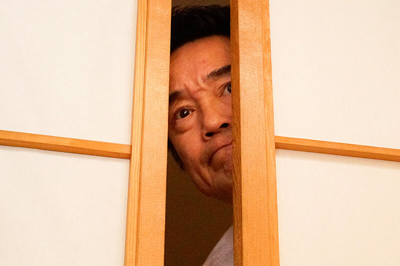 夫の部下に寝取られて…乳輪は小さいが乳首は大きい巨尻妻が昔感じた悦びを思い出す 大浦真奈美