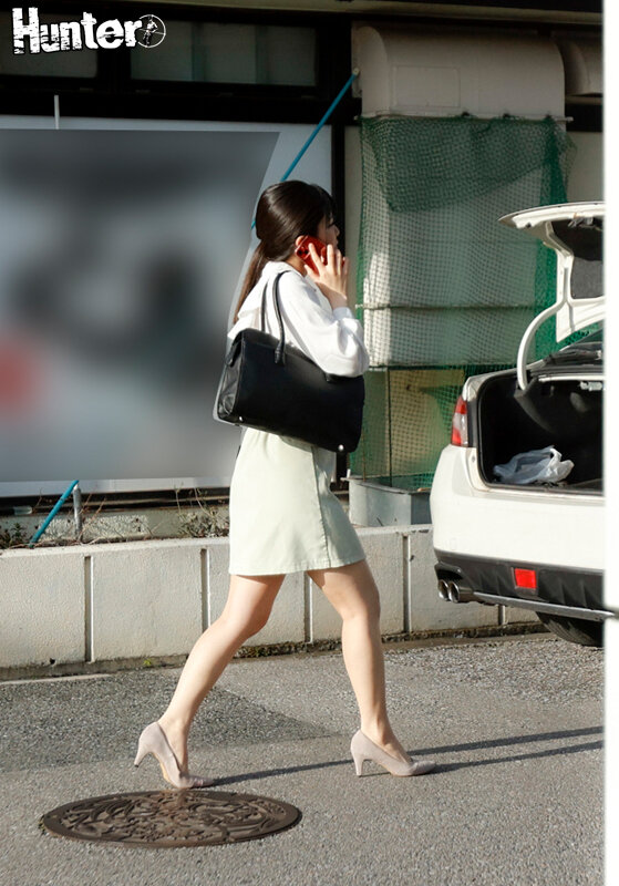 壁際に押さえつけ対面素股射精痴●＆精液まみれチ○ポ挿入痴●