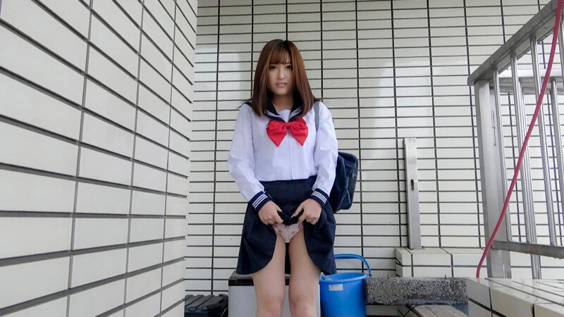 円女交際中出しoK18歳 154cm低身長Eカップ娘 宮市怜奈