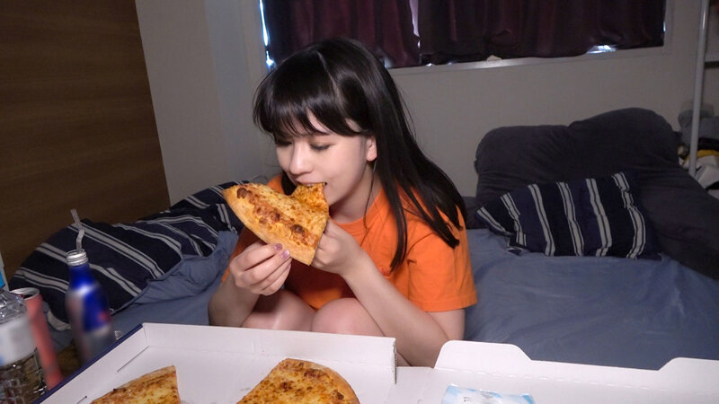 1K中出し部屋呑みドキュメント Jカップ最強ボディ娘・希咲アリスちゃん