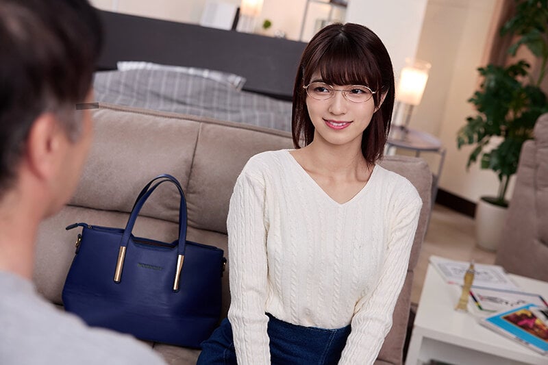 【M男リピーター続出！？】清純そうな見た目でやって来たが、プレイが始まると豹変！？男を拘束し、徹底的な焦らし！！もう取れるのではないかというほどの、圧倒的な乳首こねくり責めで男を支配するデリヘル