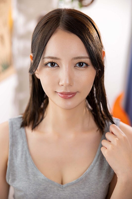 【VR】これが8K!!顔面特化アングルVR!隣のお姉さんの美顏と濡れ髪をガン見しながら洗脳性交 美咲かんな