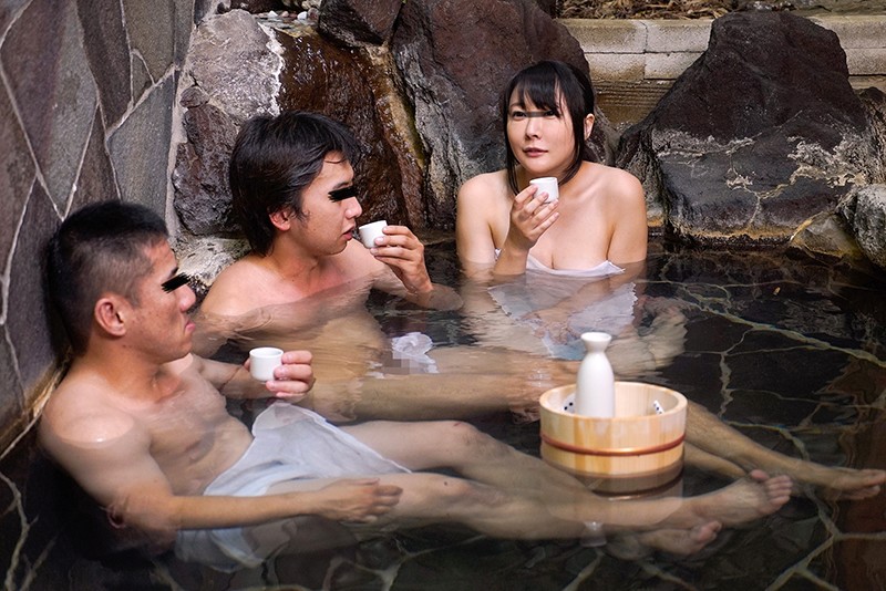 「混浴温泉でご近所の美熟妻と二人きり◆大きな胸を見ながらせんずりしてるのがバレて怒られるかと思ったら…」VOL.4+2作品
