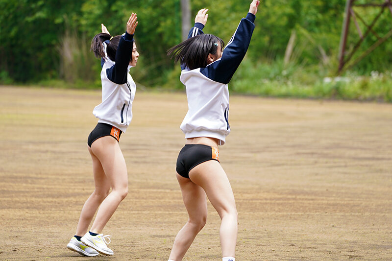 まさかこんなけなげなひよこ女子が…媚薬を盛られ理性完全崩壊!!ところかまわず異物オナニー!イキ漏らしアクメ!! 4 <部活中のスポーツ女子編>