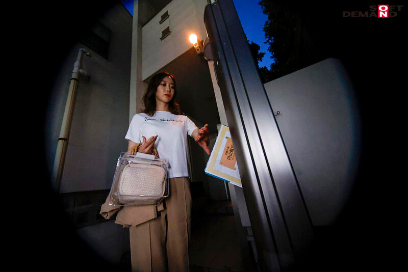 スパイウェアでリモート調教される丸の内OL すみれ 黒川すみれ