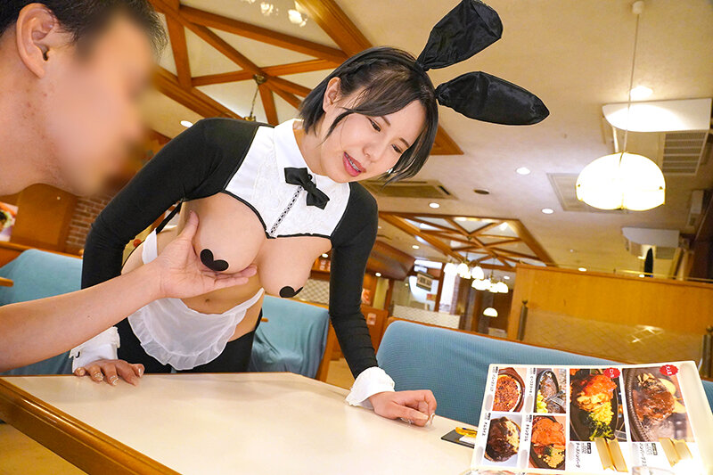 羞恥!おっぱいや膣穴尻穴までも視姦された私…日給8万円だけど制服が逆バニーなファミレスアルバイト!3