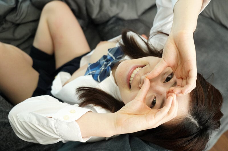 お兄ちゃん大大大好きな妹がノーブラパンチラ誘惑してきてエッチしよ!と迫ってくるから困った件。美味しそうなカラダに成長したでしょ?! 沙月恵奈