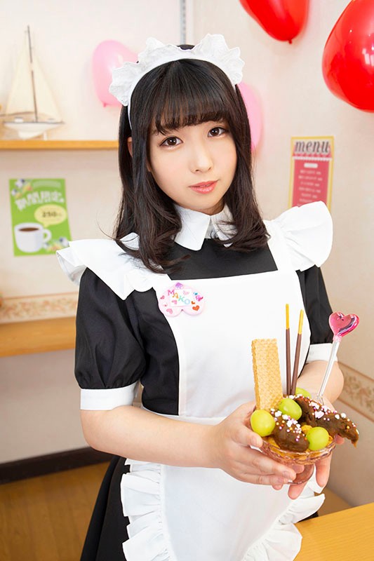 【VR】脱糞メイドカフェ まこのケツ穴ひり出しマスカットロパフェはいかがですか? 前多まこ