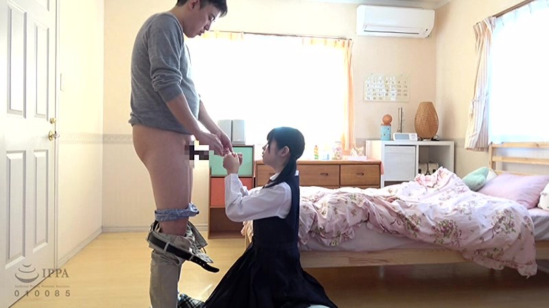 ママに内緒でパパを寝取る娘の家庭内NTR近親相姦記録映像 有栖るる