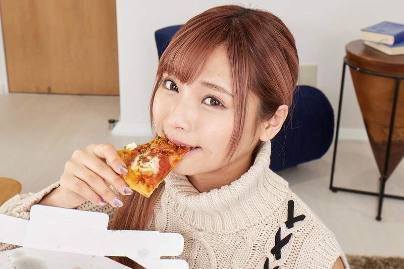 【VR】天井特化アングルVR ～相思相愛の彼女と初めての自宅お泊りデート～ 久留木玲