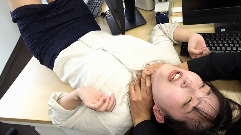 甘ったれた女子社員をセクハラ指導 新人女子社員奈月23歳 入社したばかりでエロ行為強要され放題