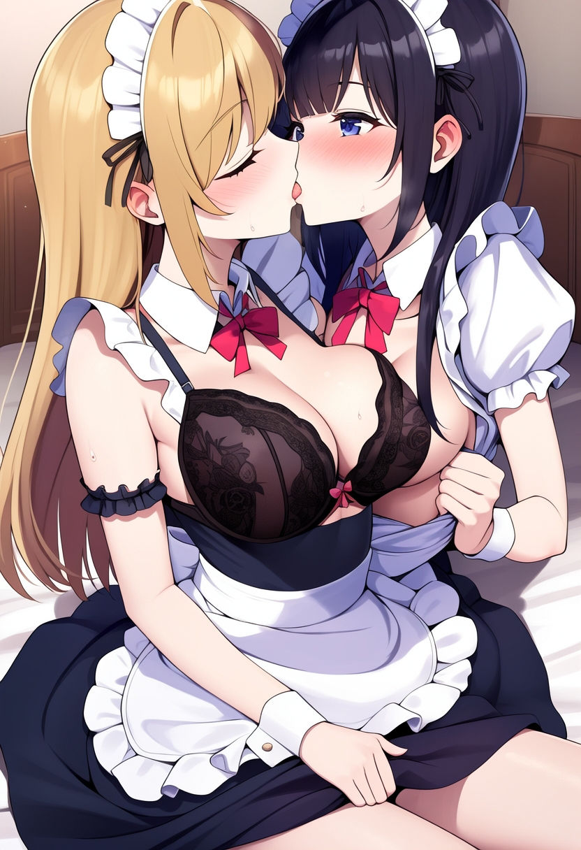 仲良しメイドコスプレで百合エッチ