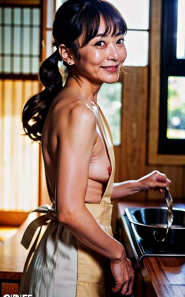 【初体験】熟れ過ぎ人妻 裸エプロンde乳首ビンビン！！「こんな格好初めて・・・」