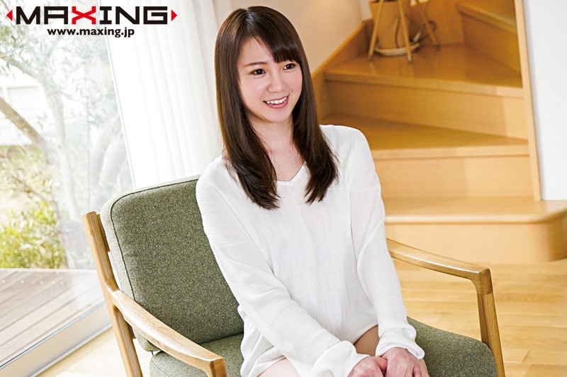 新人 望月もな ~Fカップ美乳×元グラビアアイドル 恥じらいAVデビュー!~