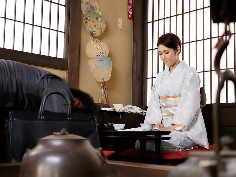 官能ドラマ劇場 ある温泉旅館であった綺麗な女将さんとの卑猥な出来事