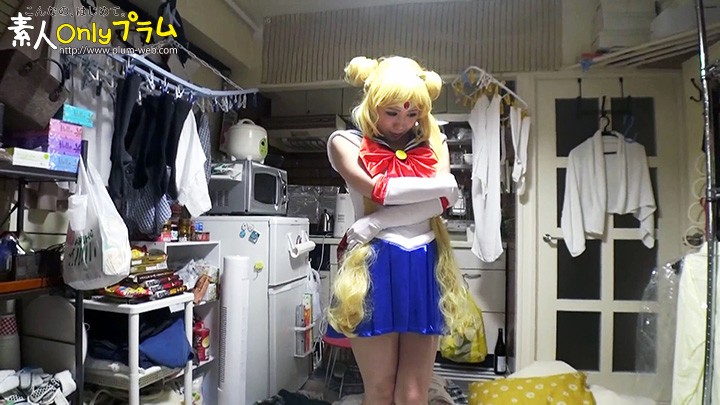 (羞恥)ババコス!(BBA)色白で脱がせたらムチムチ過ぎて卑猥な主婦をセーラ●ム●ンにして辱めてみた件(中田氏) 観月やよい