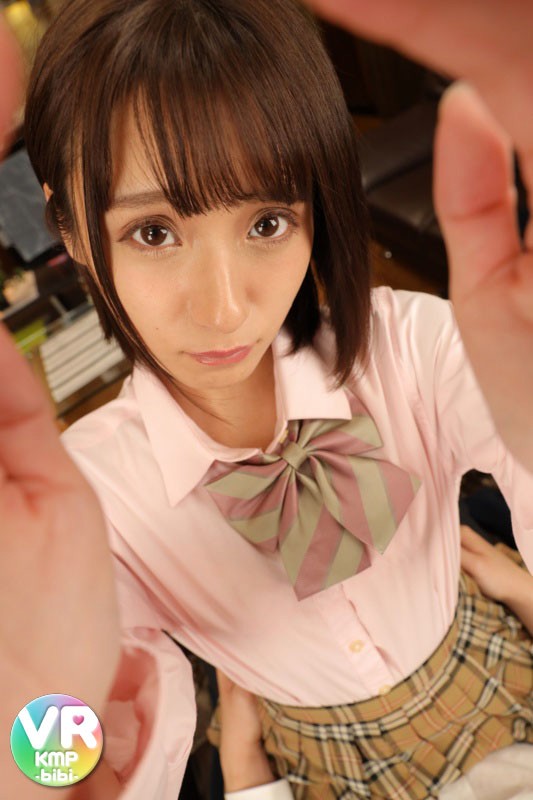 【VR】初めて彼女が出来た童貞の僕に恥をかかせまいと、何度もえっちな練習相手になってくれる恋する幼なじみ 吉良りん