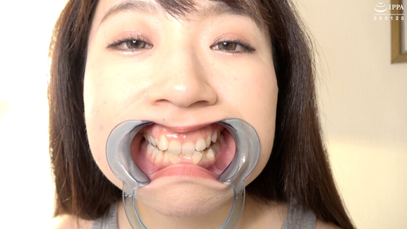 ギリギリのエッチなストレッチからの口内歯のどちんこ観察&舌ベロ顔舐めプレイ! Nana