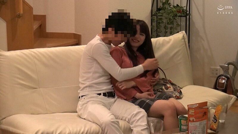 ピストンからくる快感にアンアン！イッちゃう頃には旦那のことは頭にナシ！