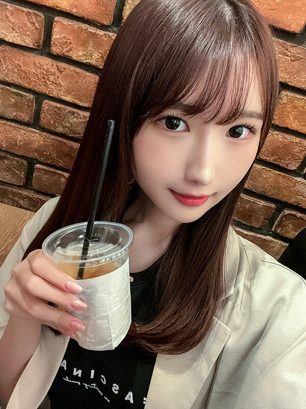 素人女子大生【限定】まこちゃん20歳 遊んでる系雰囲気の激カワJD!出会ってから話が早い経験豊富エロ娘にガッツリ中出しSEX!!