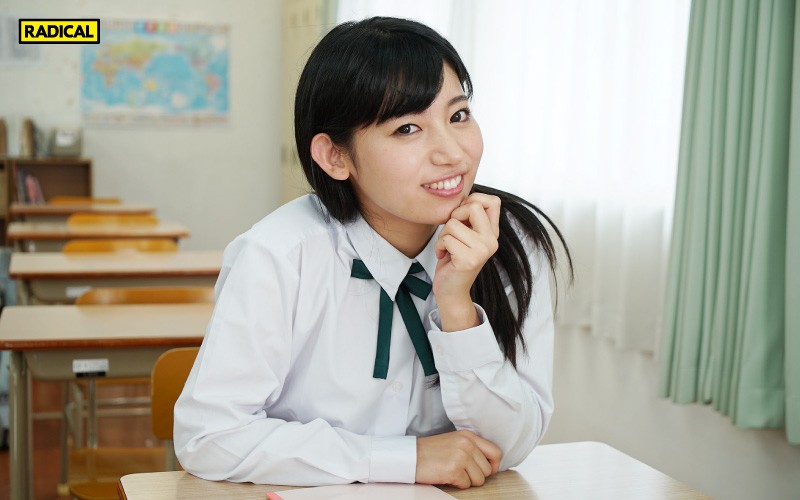 【VR】毎朝毎朝、他の生徒が登校してくるまでの数分間、お尻誘惑してくる教え子に勃起してしまい…。