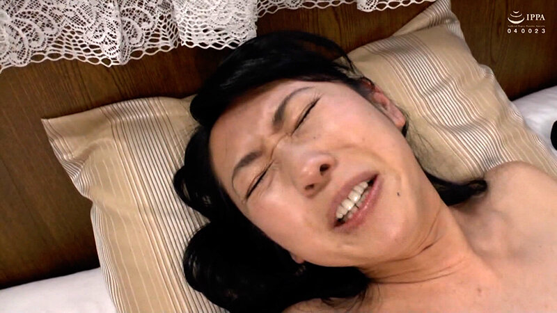 母と息子の禁断の愛のカタチ！息子を思うばかりに道を踏み外した母は昇天イキ！