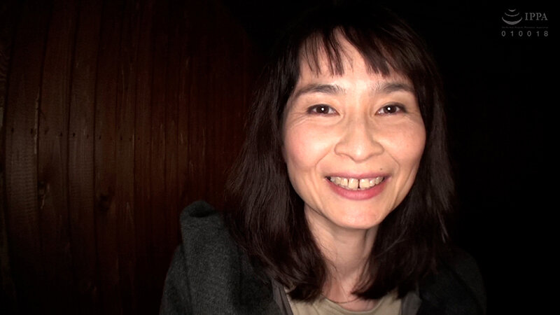 専業主婦の熟女奥様が今までSEXでイッたことがなく、AV男優にイカせてもらいたい!開発してもらいたい!と決意のAV出演!