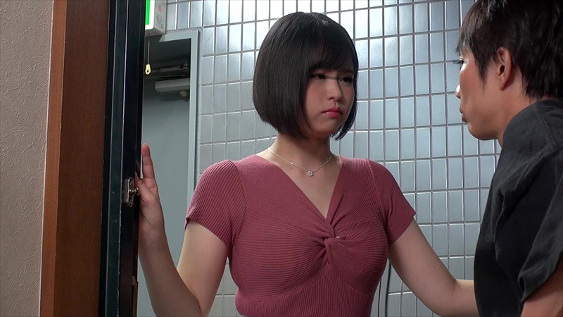 普段から「音がうるさい！」「だらしない！」と上から目線でクレームばっかり言ってくる隣の部屋の人妻を媚薬レ●プ！非合法ドラッグで身体は超敏感になってビクビク痙攣イキ！「だらしないマ●コでごめんなさい！！」と逆転快楽堕ちSEX！