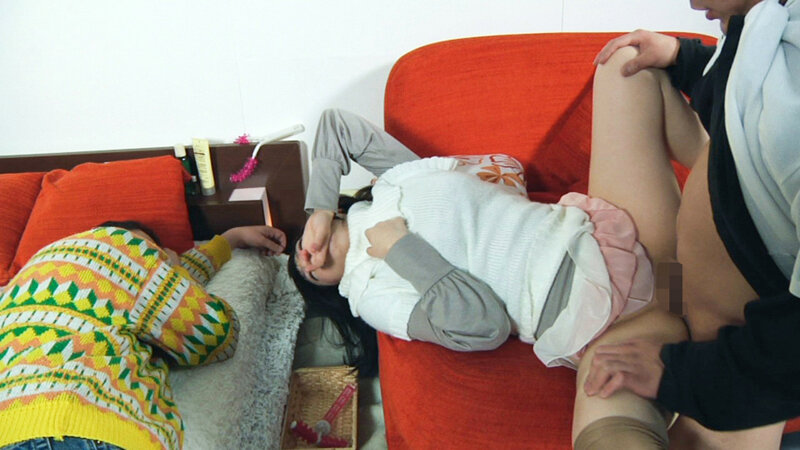 寝取られる不倫妻