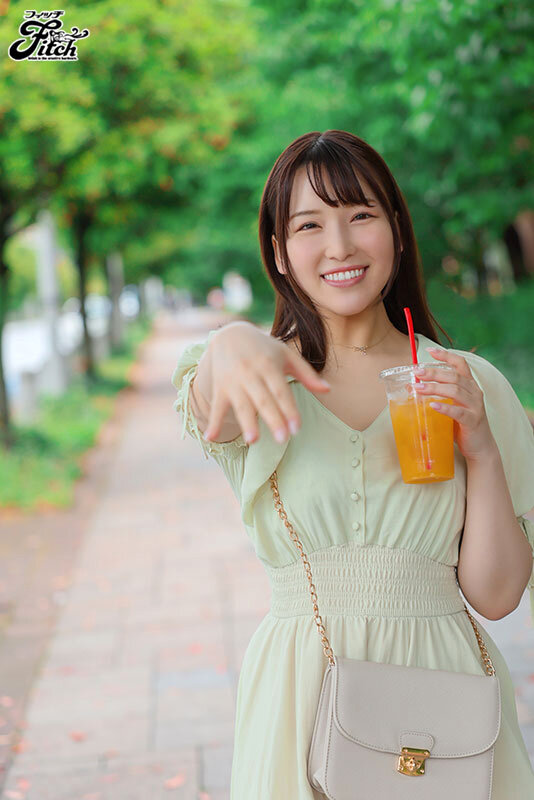 本当の絶頂を知ってもっと気持ち良くなりたいミナシオちゃんがデート中さんざん大人のおもちゃで焦らされた後にホテルでたっぷり求め合う初めてのお泊り絶頂セックス！ 美波汐里