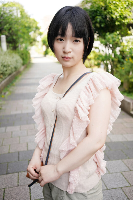 あどけない顔して乳頭長めピンコ勃ちの卑猥な乳首でごめんちゃい。淫乱すぎて困っている小娘に媚薬で白目ロンパリで逝きまくるぅ!