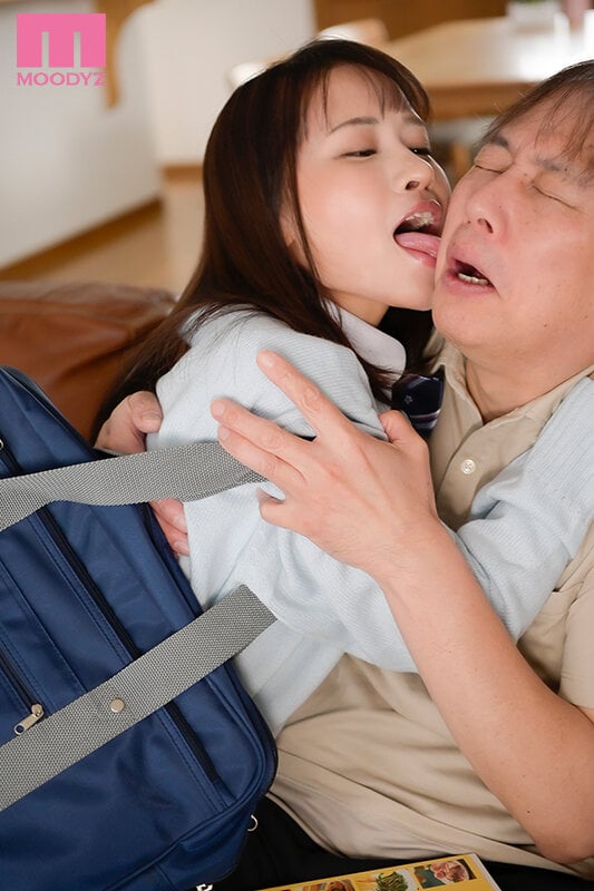 妻の連れ子が超ファザコン！中年オヤジの僕を＜乳首コリちゅぱ、アナル舐め舐め＞パパちゅきちゅき舐めしゃぶりだいしゅきホールド 蓮見天