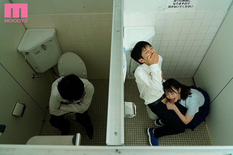 突然、目の前に小野六花 ～小悪魔逆痴●でニヤニヤ囁かれて痴女られたその後、二人きりの密室に連れ込まれて濃密セックス～