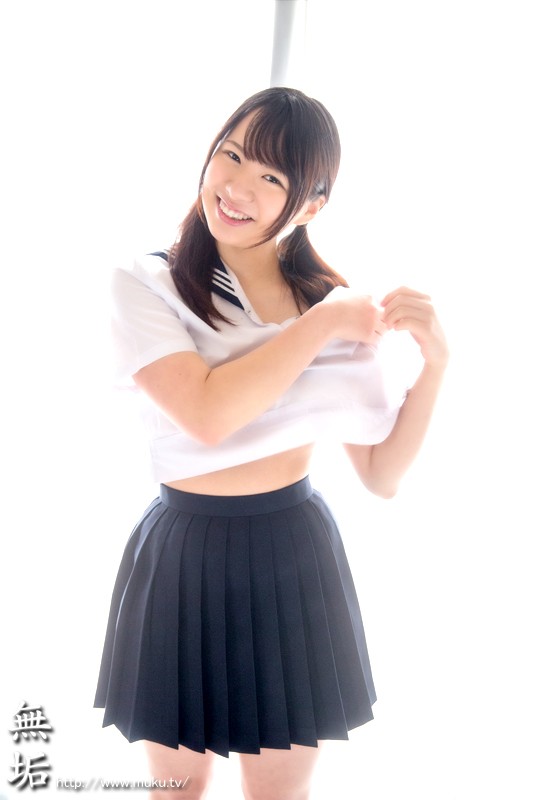 水色リボンが似合う清純美少女 処女 最後の日 初めてのSEX。そして初めての中出し…。 さくら