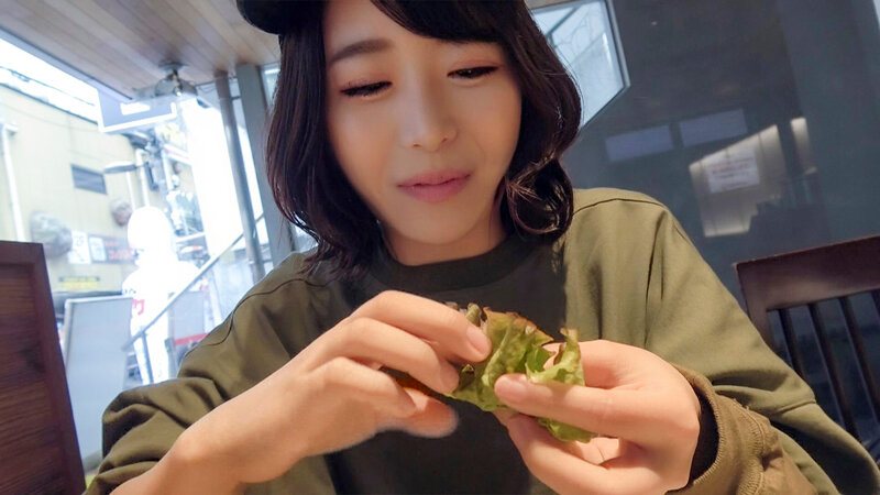 半中半外半彼女 めいたん（20） 深月めい