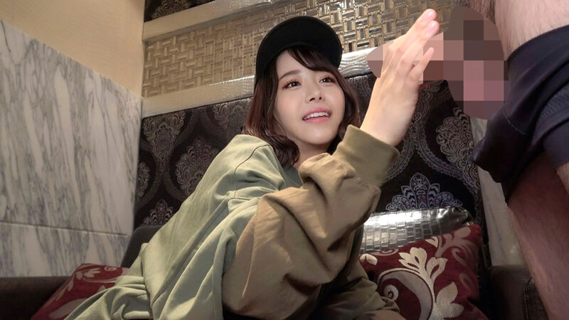 半中半外半彼女 めいたん（20） 深月めい