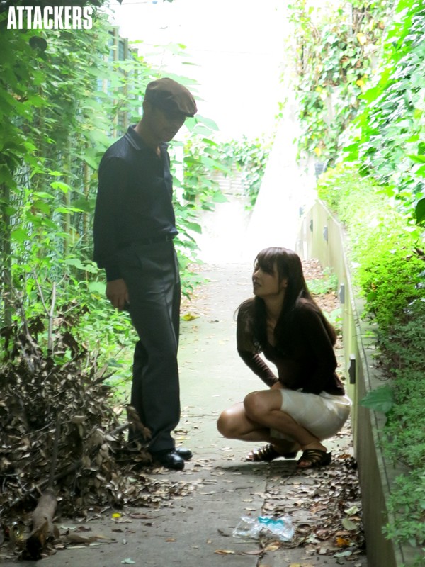 痴●映画館8 こんな所で…なのに、なのに私ったら…！ 夏目彩春