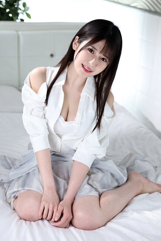 【VR】10年ぶりに会った従姉妹のお姉ちゃんは欲求不満の清楚系ビッチ~ラブホテル入ってからすぐに誘惑エロモード~