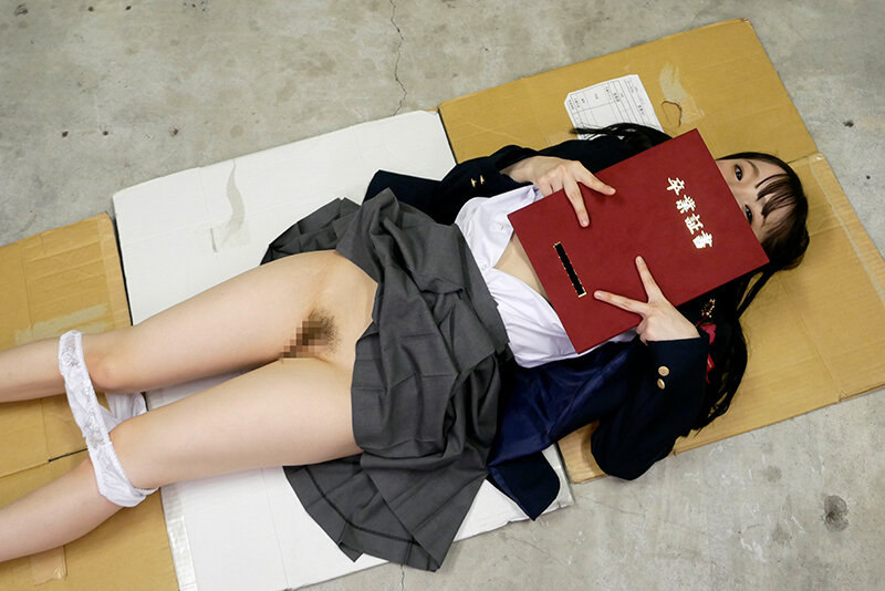 【流出映像】 卒業記念にSEX動画を撮って精子を飲ませてあげました。