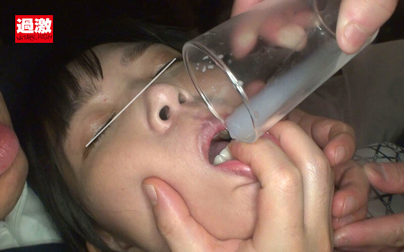 母乳睡姦 客室に侵入され母乳を搾られながら中出しされた女たち