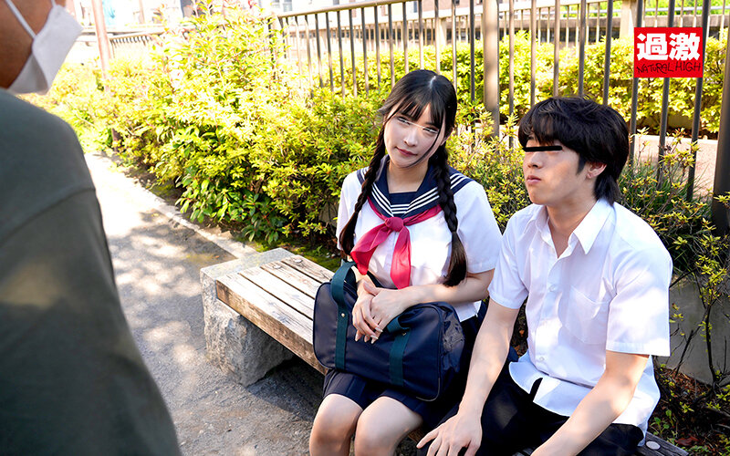 街で見つけた性欲盛りの制服カップルに「ただで部屋貸してあげよっか？」セックスを覚えたばかりの若い2人が猿のように何度も生でヤリまくる盗撮映像