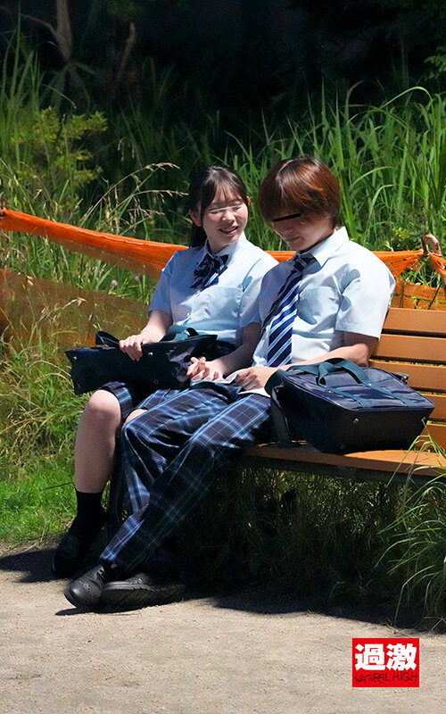 街で見つけた性欲盛りの制服カップルに「ただで部屋貸してあげよっか？」セックスを覚えたばかりの若い2人が猿のように何度も生でヤリまくる盗撮映像